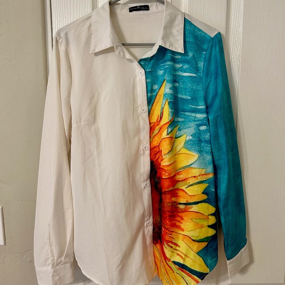 Emery Rose Sunflower Blouse